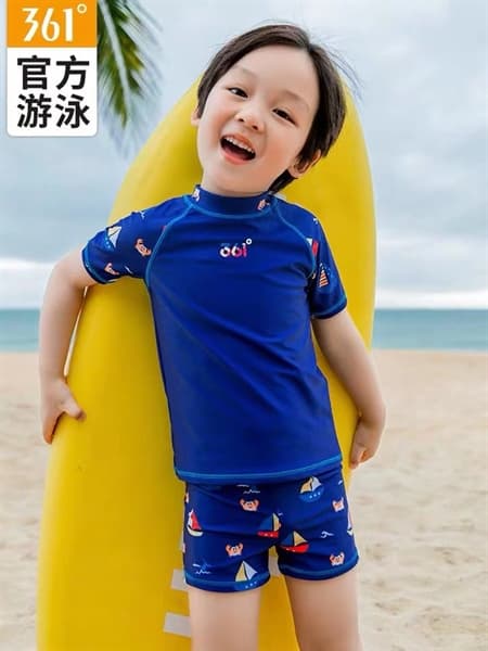 NG bộ bơi BT hình thuyền